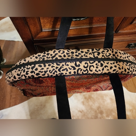 Atenti Overnighter Bag, Tapestry and Leopard Print, Never Used - Picture 3 of 11